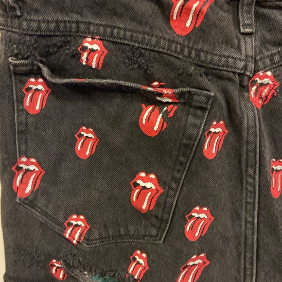 The Rolling Stones Destroyed Black Short Shorts 10 W/Lips Logo - Picture 5 of 11